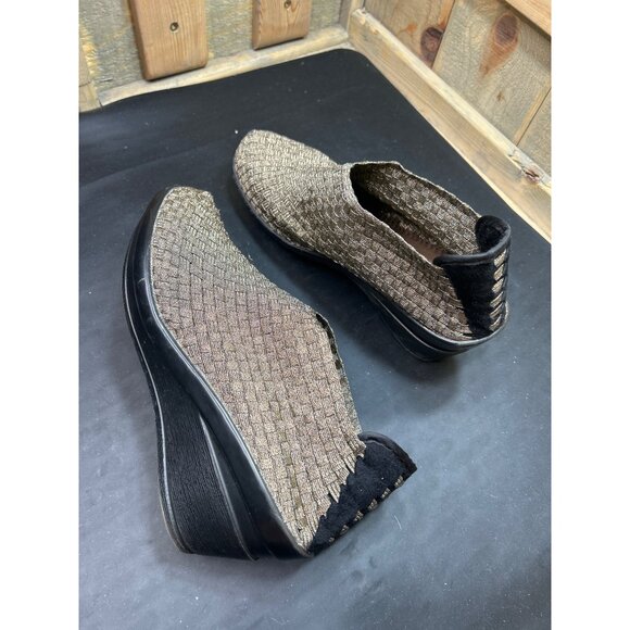 By Bernie Mev Metallic Dark Gold Woven Slip-On Wedge Shoes Size 8.5-9 - Picture 6 of 8